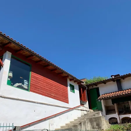 Bed and Breakfast La Dacia In Langa