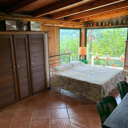 Bed and Breakfast La Dacia In Langa Briaglia