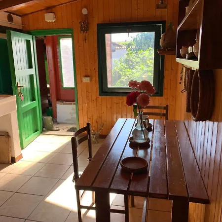 Bed and Breakfast La Dacia In Langa