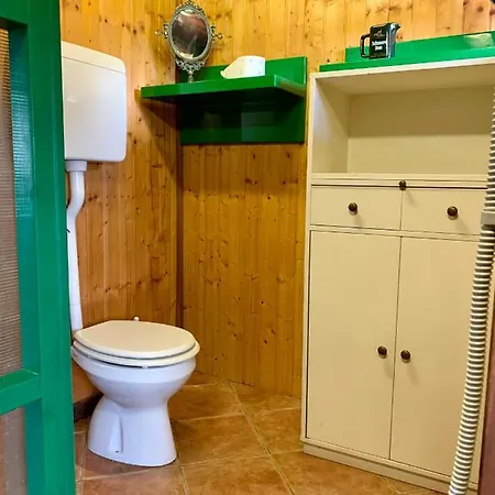 Bed and Breakfast La Dacia In Langa