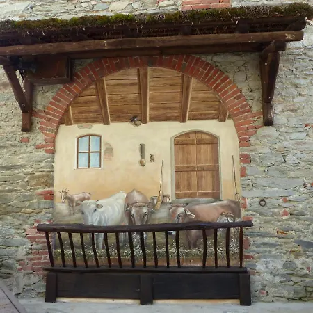 Bed and Breakfast La Dacia In Langa *